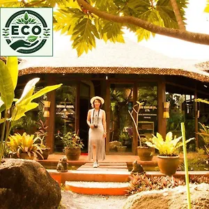 2* Гостевой дом Relax Eco Life Center -