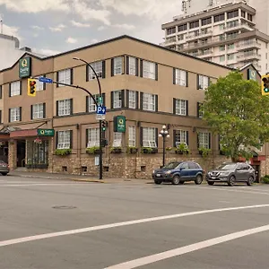 Inn Quality Downtown Inner Harbour