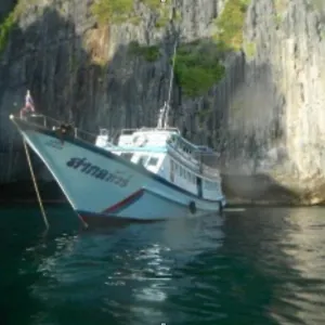 https://maya-bay-sleepaboard-resort.hotelskophiphi.com
